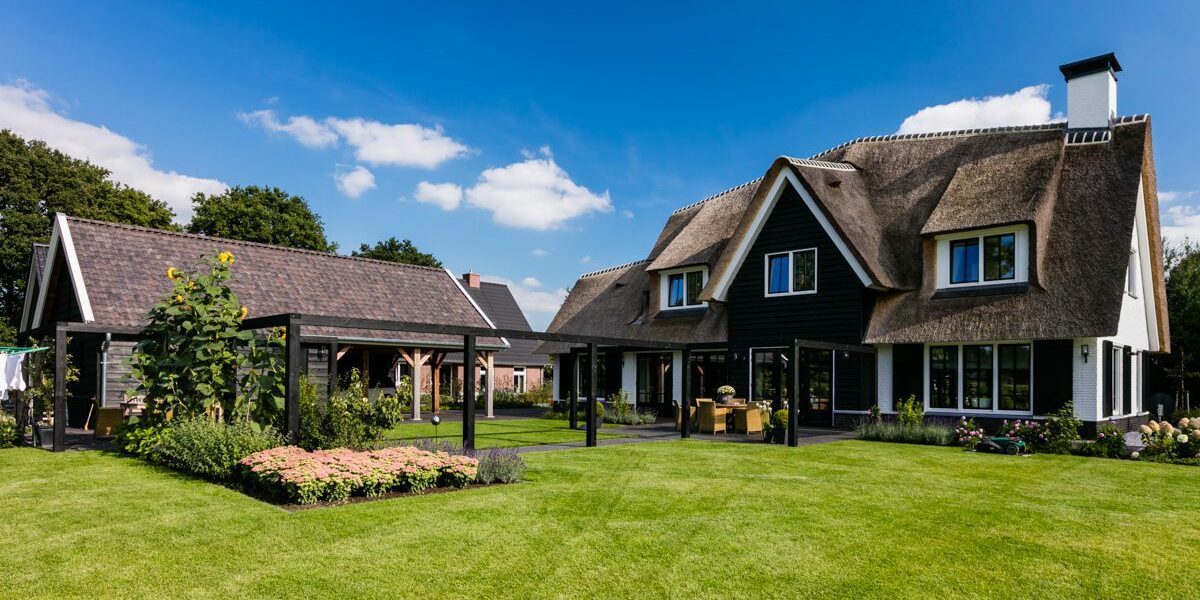 Landelijke villa bouwen te Wierden door Lichtenberg Villabouw.